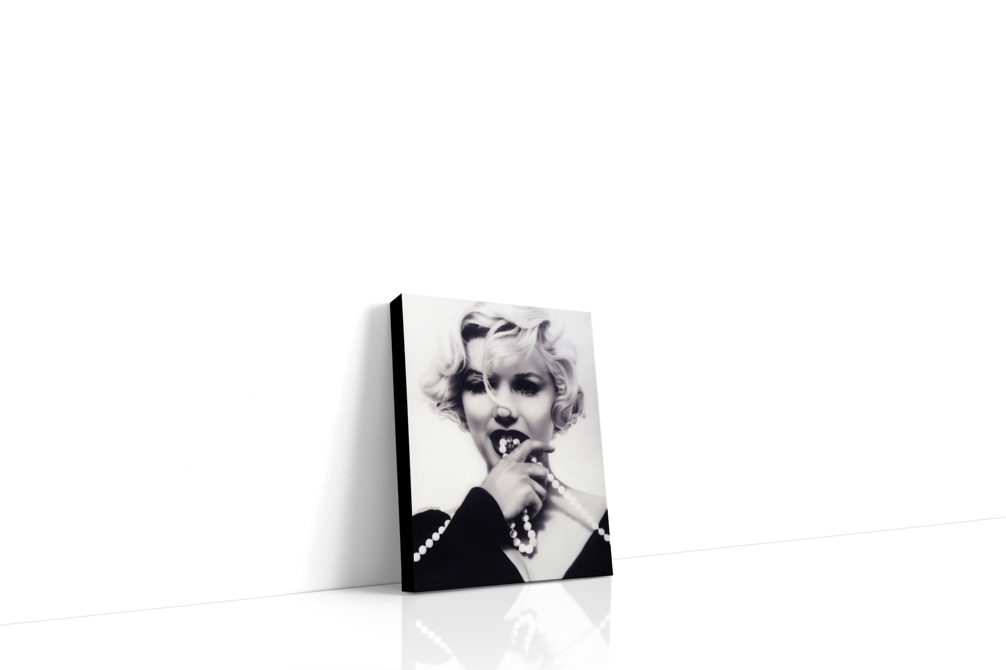 marilyncanvasmockup.jpg